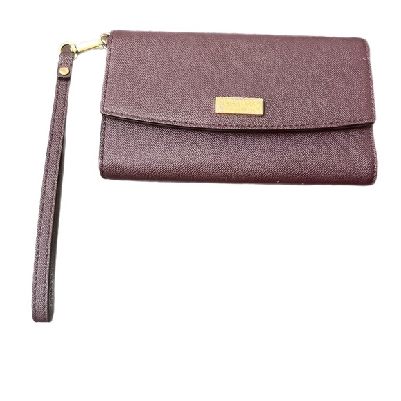 Kate Spade Purple wristlet - Picture 1 of 8